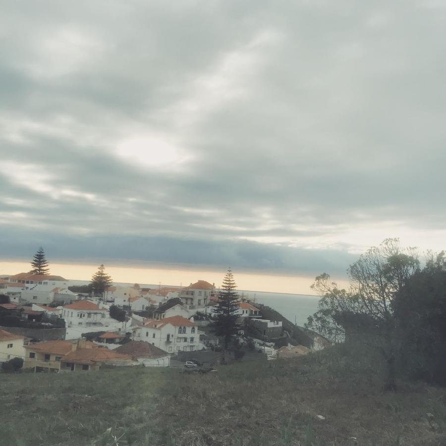 Azenhas Do Mar Roadside House Villa Коларес Екстериор снимка